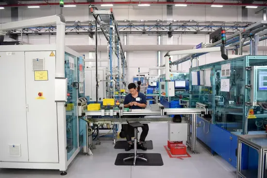 OEM Stainless Steel PVC Provided Transportation Longen Belt Conveyor Automatic Motorized Feeder Conveyor with Guardrail 